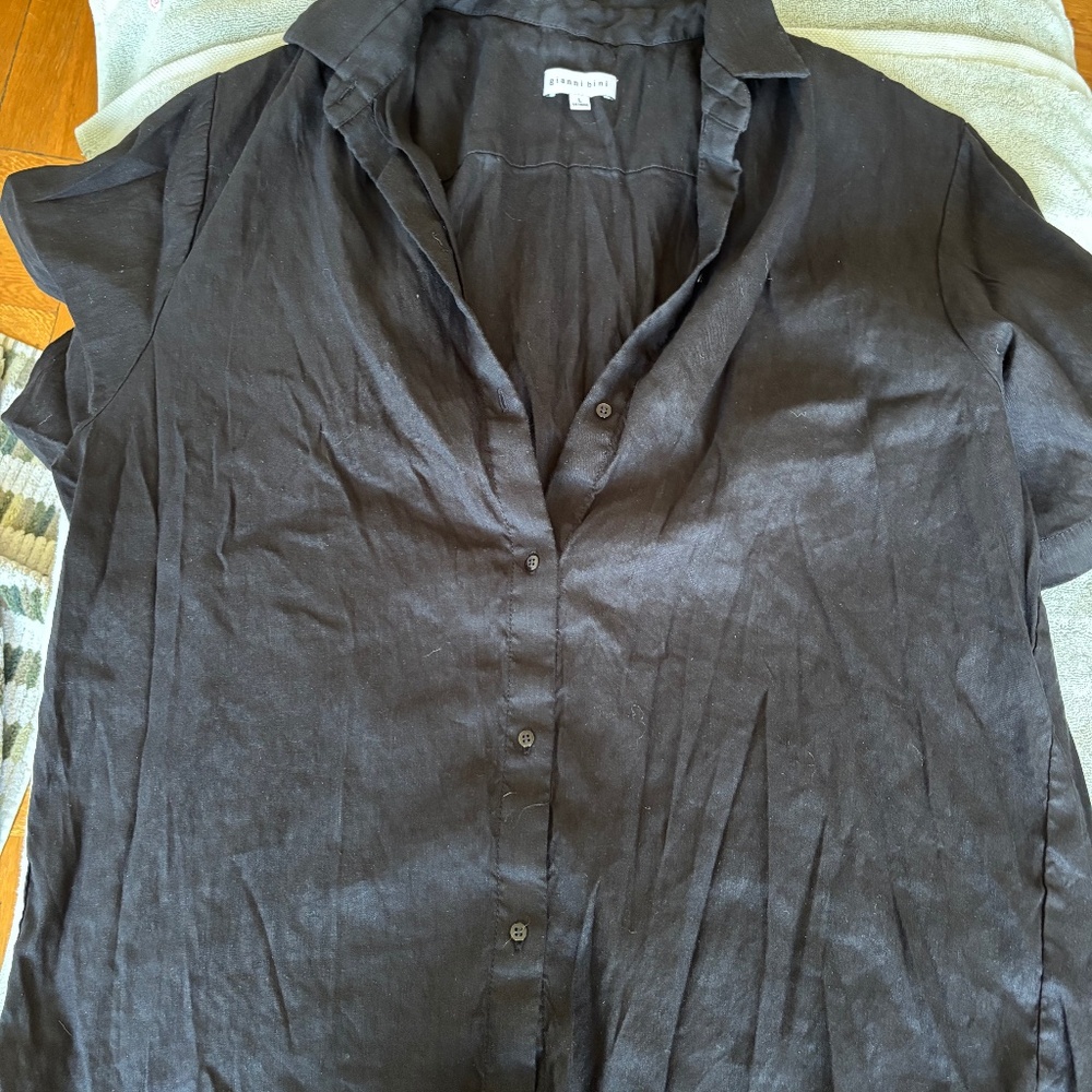 Gianni Bini Black Short Sleeve Button Down Shirt